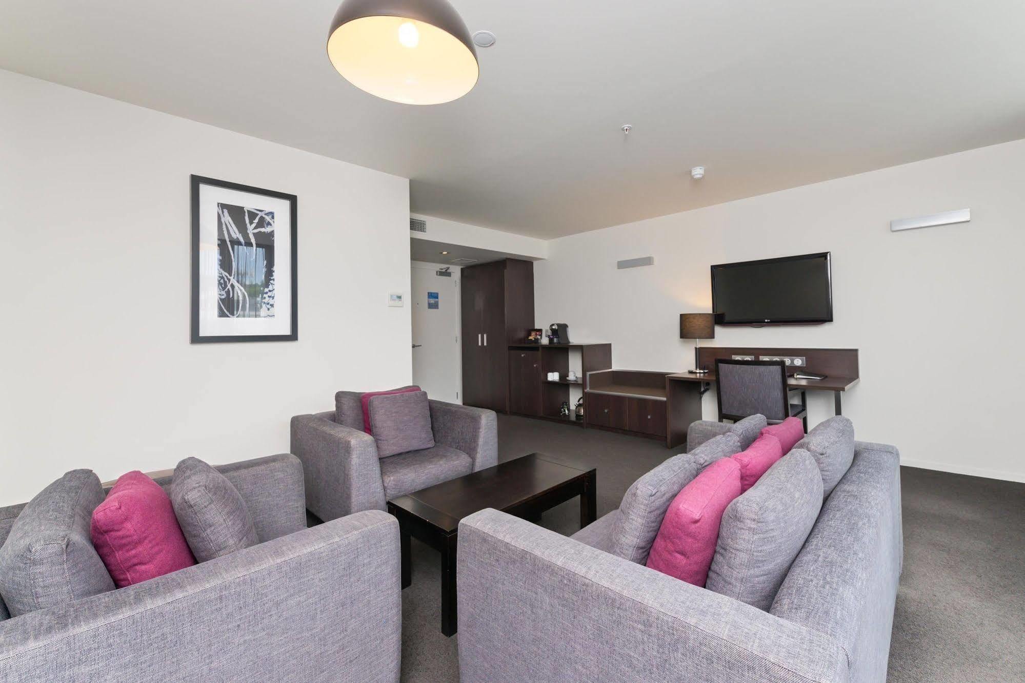 Scenic Hotel Dunedin City Екстериор снимка